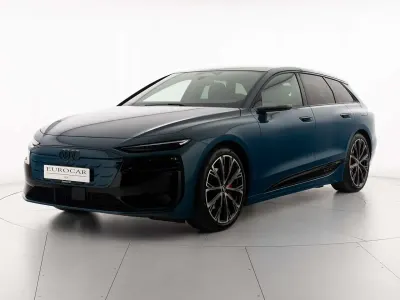 Usata Audi A6 e-tron Business 119 kW (163 CV) 2025 Blu malpelo metallizzato Station wagon