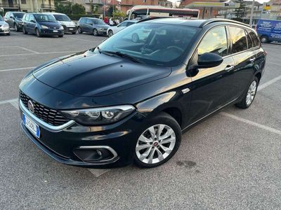 usata Fiat Tipo Kombi 1.6 MultiJet DCT Lounge