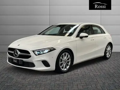 Usata Mercedes A180 Sport 116 CV (85 kW) 2018 Grigio Berlina