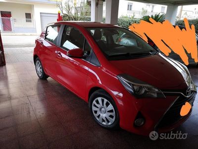 usata Toyota Yaris 3ª serie - 2015