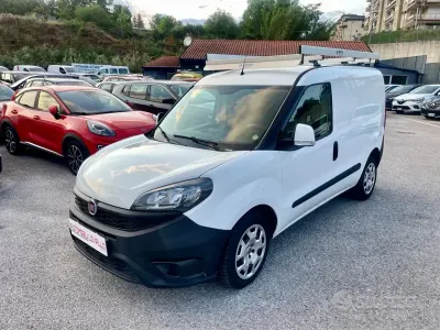 Usata Fiat Doblò 105 CV (77 kW) 2019 Bianco Monovolume