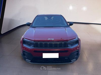 Käytetty Jeep Avenger Altitude 101 HP (74 kW) 2024 Punainen Katumaasturi