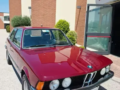 Usata BMW 320 Efficient Dynamics 98 CV (72 kW) 1970 Rosso Coupé