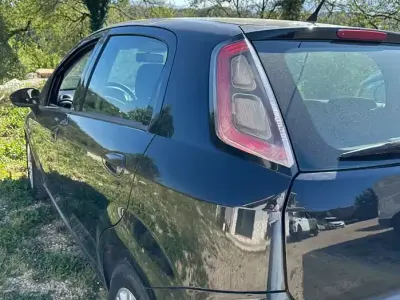 Usata Fiat Punto 69 CV (50 kW) 2014 Nero Utilitaria