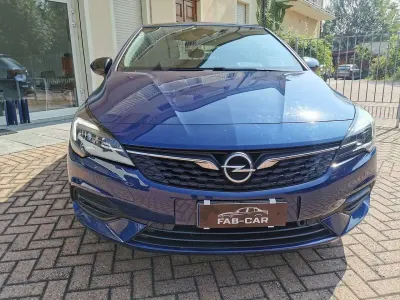 Usata Opel Astra Business Elegance 122 CV (89 kW) 2021 Mqx blu nautico Berlina