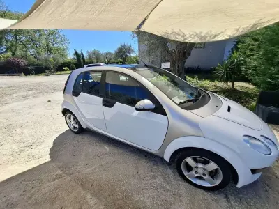 Usata Smart ForFour Passion 68 CV (50 kW) 2005 Utilitaria