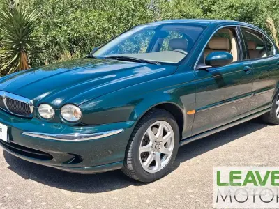 Usata Jaguar X-type Executive 156 CV (114 kW) 2003 Verde Berlina
