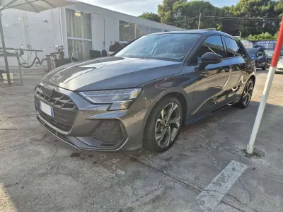 Usata Audi A3 S-Line 150 CV (110 kW) 2024 Grigio Berlina