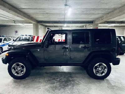 Usata Jeep Wrangler Unlimited Rubicon 200 CV (147 kW) 2016 SUV