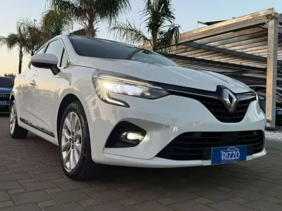Usata Renault Clio Intens 86 CV (63 kW) 2021 Bianco Utilitaria