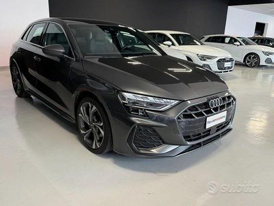 Usata Audi A3 S-Line 150 CV (110 kW) 2024 Grigio scuro Berlina