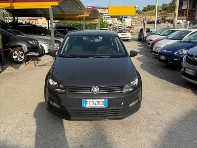 Usata VW Polo Business 75 CV (55 kW) 2016 Grigio Berlina
