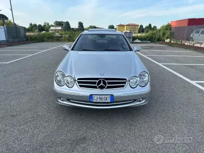 Usata Mercedes CLK320 Avantgarde 218 CV (160 kW) 2002 Grigio Coupé