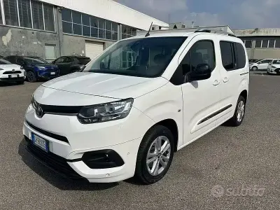 Usata Toyota Proace Verso City 101 CV (74 kW) 2022 Bianco Station wagon