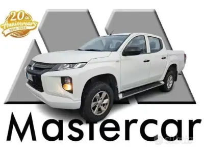 Usata Mitsubishi L200 Invite 150 CV (110 kW) 2021 Bianco Pick-up