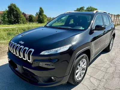 Usado Jeep Cherokee Longitude 185 CV (136 kW) 2015 Negro SUV