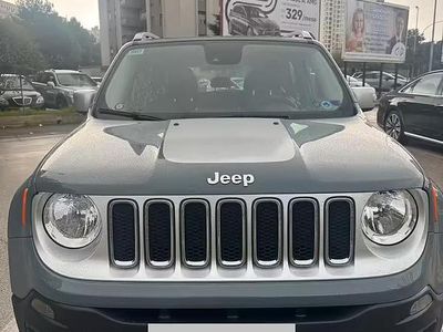 Occasion Jeep Renegade Limited 120 ch (88 kW) 2016 Gris SUV