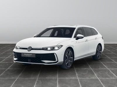 Nuova VW Passat Business 204 CV (150 kW) 2025 Bianco Station wagon