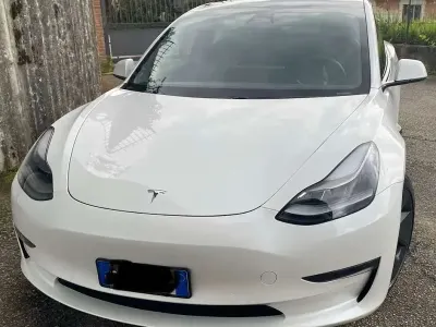 Usata Tesla Model 3 152 kW (208 CV) 2021 Bianco Berlina