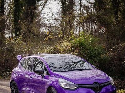 Usata Renault Clio IV Trophy 220 CV (161 kW) 2016 Nero Berlina