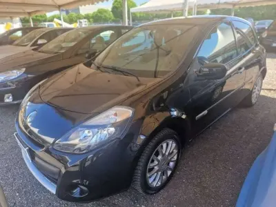 Usata Renault Clio IV 75 CV (55 kW) 2012 Nero Berlina