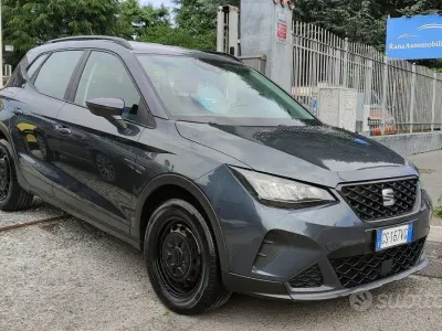 Usata Seat Arona Reference 95 CV (69 kW) 2024 Antracite metallizzato SUV