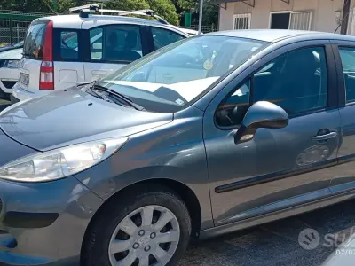 Usata Peugeot 207 68 CV (50 kW) 2007 Grigio Berlina