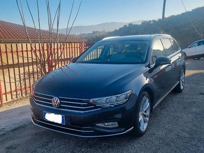 Usata VW Passat Executive 150 CV (110 kW) 2020 Grigio Station wagon
