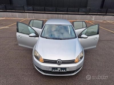 Usata VW Golf VI Comfortline 102 CV (75 kW) 2009 Grigio Utilitaria