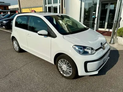 Usata VW up! Move 65 CV (47 kW) 2023 Bianco Utilitaria