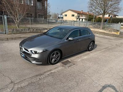 Usata Mercedes A200 Premium 150 CV (110 kW) 2019 Grigio Berlina