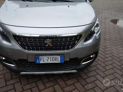 Usata Peugeot 2008 Allure 120 CV (88 kW) 2017 Grigio SUV
