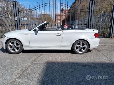 Usata BMW 118 Cabriolet 143 CV (105 kW) 2010 Bianco Cabrio