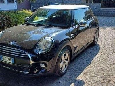 Usata Mini One D 95 CV (69 kW) 2016 Nero Utilitaria