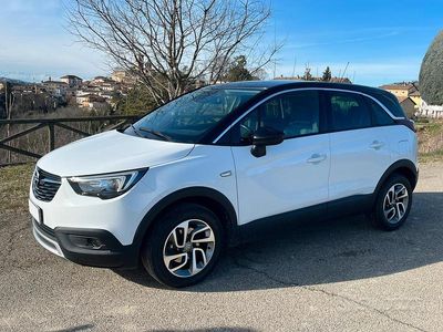 Usata Opel Crossland 110 CV (80 kW) 2017 Bianco SUV