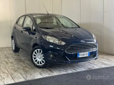 Usata Ford Fiesta 75 CV (55 kW) 2016 Bluazzurro Utilitaria