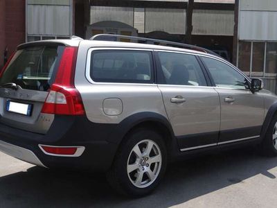 usata Volvo XC70 XC702.4 d5 Summum awd 185cv