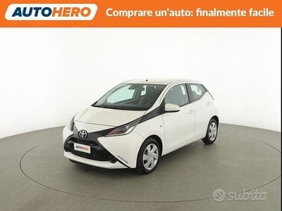 Usata Toyota Aygo X-play 70 CV (51 kW) 2017 Bianco Utilitaria
