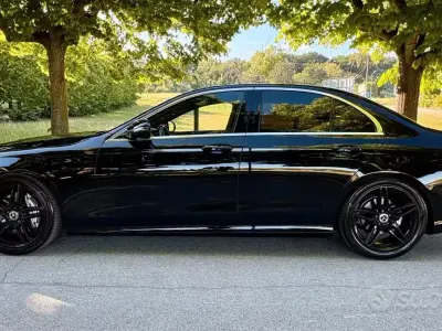 Usata Mercedes E220 Business 194 CV (142 kW) 2016 Nero Berlina