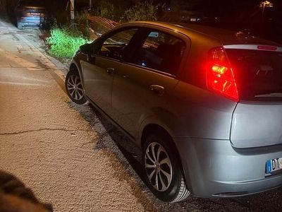 Usata Fiat Grande Punto 90 CV (66 kW) 2010 Grigio Utilitaria