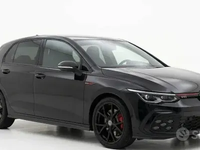 Usata VW Golf VIII GTI 245 CV (180 kW) 2024 Nero Berlina