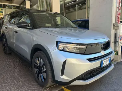 Usata Opel Frontera 136 CV (100 kW) 2026 Argento SUV