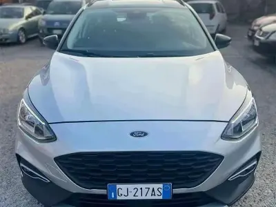 Usata Ford Focus Business Edition 120 CV (88 kW) 2022 Grigio Station wagon