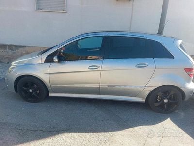 Usata Mercedes B180 109 CV (80 kW) 2008 Monovolume