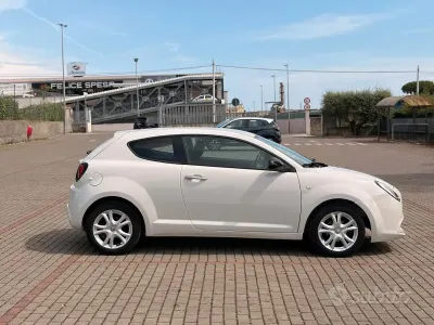 Usata Alfa Romeo MiTo 70 CV (51 kW) 2013 Bianco Utilitaria