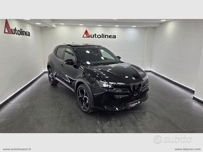 Nuova Alfa Romeo GT Junior Edizione Speciale 145 CV (106 kW) 2025 Nero SUV