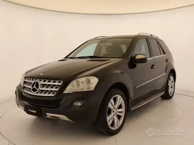 Usata Mercedes ML320 Chrome 224 CV (164 kW) 2009 Nero SUV