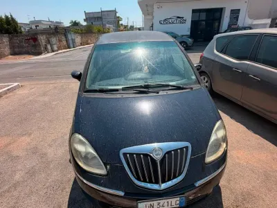 Usata Lancia Musa 69 CV (50 kW) 2008 Blu Monovolume