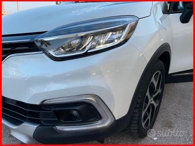 Usata Renault Captur 89 CV (65 kW) 2018 Bianco SUV