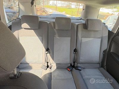 Usata Ford C-MAX 110 CV (80 kW) 2005 Grigio Monovolume